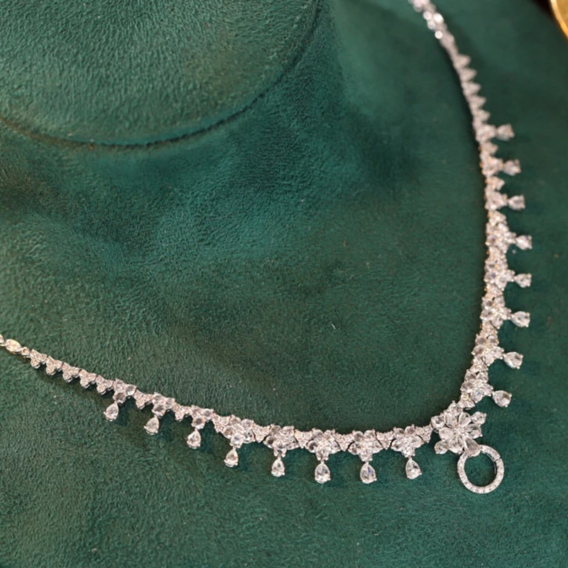 S184870df6b9143ccb1592cbb0d40dfd5U Aazuo Premium jewelry 18K Pure White Gold Real Diamond 5.0ct Luxury Necklace Gifted For Women High Class Banquet Party Au750