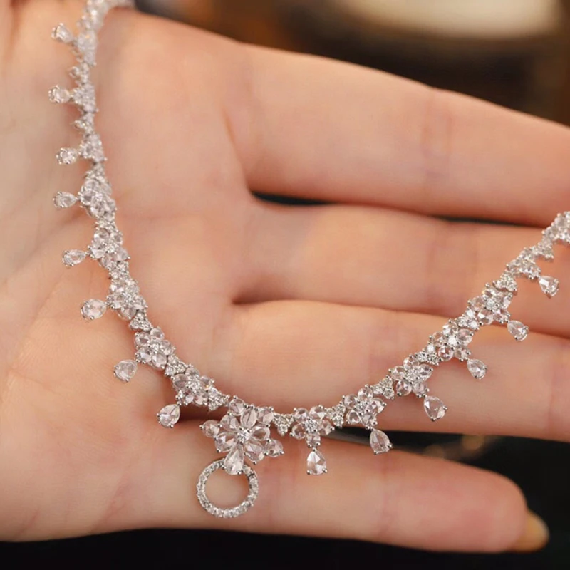 S2819b48674bb4828832b5c79c9dcacb37 Aazuo Premium jewelry 18K Pure White Gold Real Diamond 5.0ct Luxury Necklace Gifted For Women High Class Banquet Party Au750