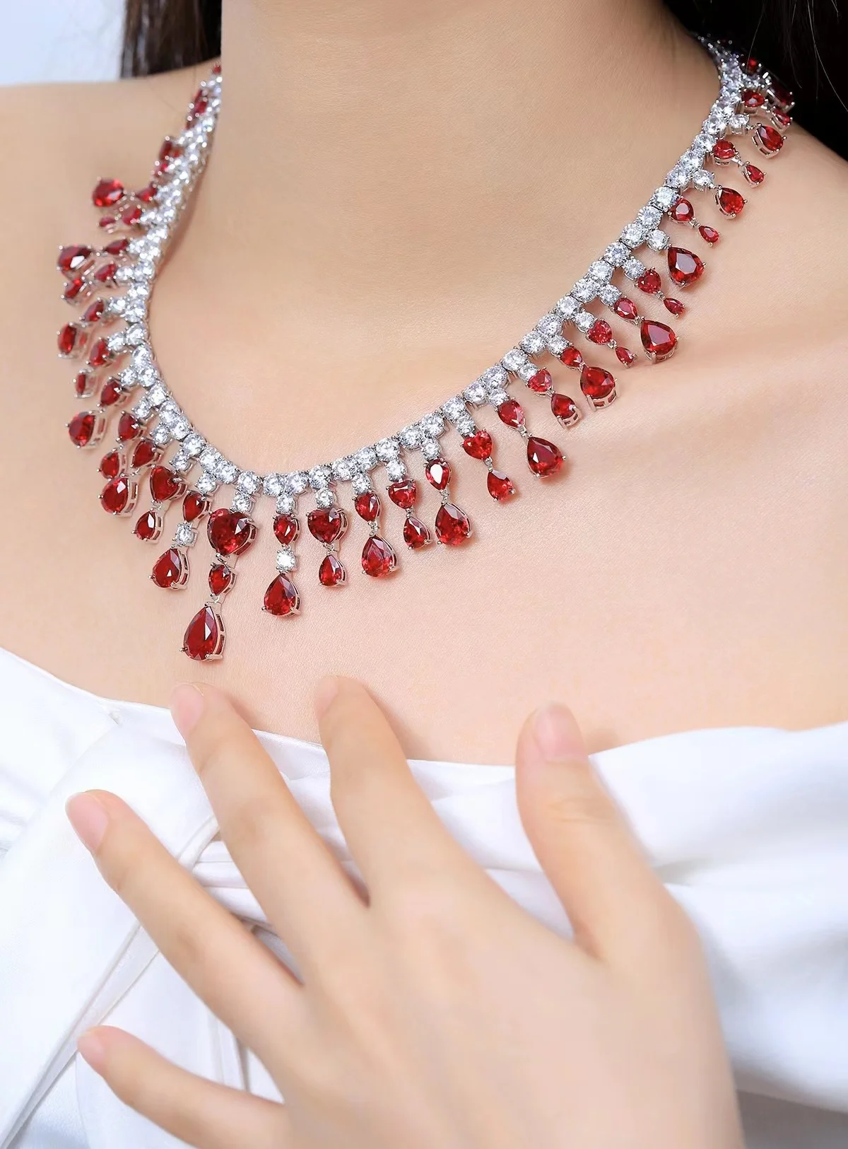 S9134ad3f7d2645c9a9c089b59ee87dcdA Ruihe Luxury Custom Design New 925 Silver Fashion Necklace 93.75ct Lab Grown Ruby Fashion Jewelry Women Christmas Wedding Gifts