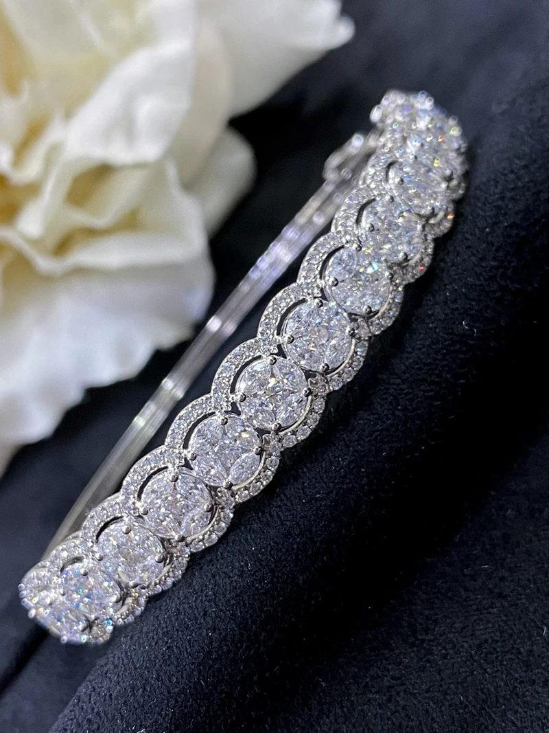 S93a9c51e84294d608daf1e6782fc1af2X LUOWEND 100% 18K White Gold Bangle Luck Copper Coin Design 3.85carat Real Natural Diamond Bangle for Women High Party Jewelry