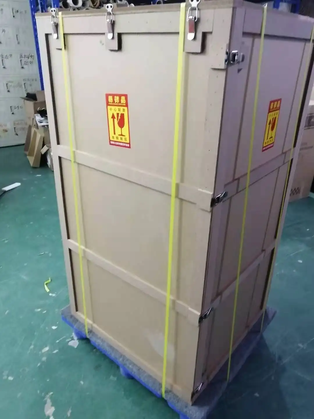 High quality watch winder safe box electronic fingerprint lock custom interior jewelry safe box 17 Sccf3cdc4cb844efbb59d8274ea7f99d4m High quality watch winder safe box electronic fingerprint lock custom interior jewelry safe box